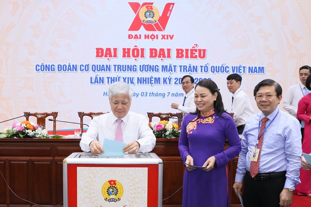 Xây dựng Công đoàn Cơ quan Trung ương MTTQ Việt Nam thật tiêu biểu, mẫu mực, vững mạnh