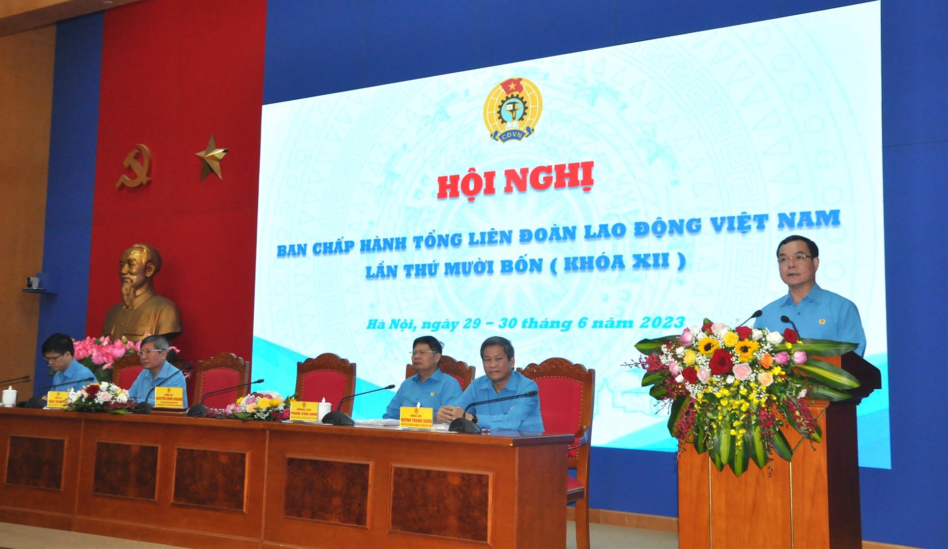 Hội nghị Ban Chấp hành Tổng Liên đoàn Lao động Việt Nam lần thứ 14