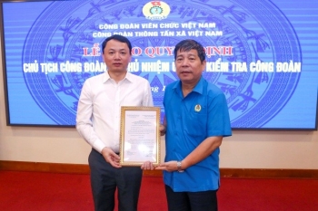 Công đoàn Thông tấn xã Việt Nam: Công bố quyết định về công tác cán bộ