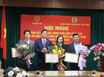 Công đoàn Viên chức Việt Nam và Bộ Nội vụ tổ chức hội nghị tổng kết Chương trình phối hợp công tác, giai đoạn 2015 - 2020