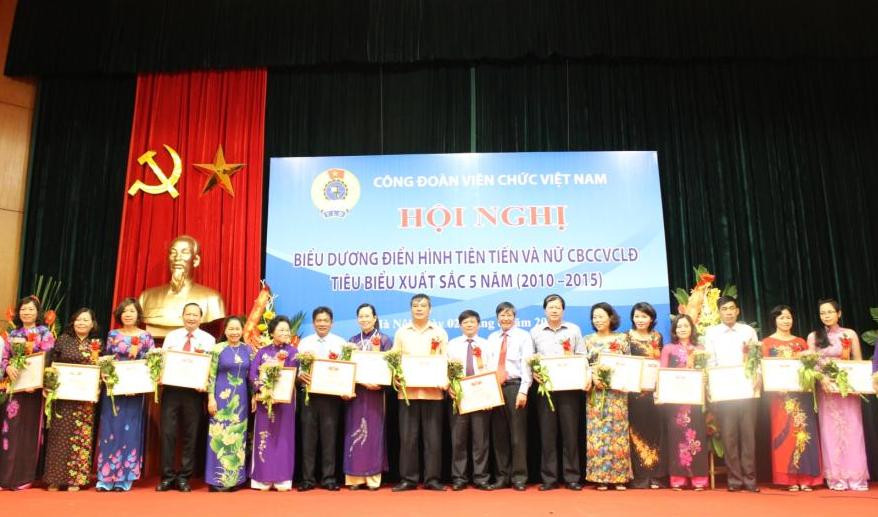 Đẩy mạnh phong trào thi đua yêu nước trong CBCCVCLĐ tại các cấp Công đoàn Viên chức Việt Nam