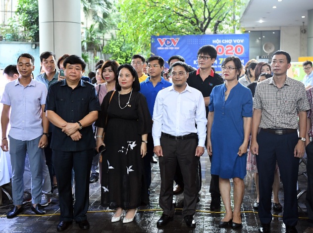Tưng bừng Hội chợ VOV chào mừng 75 năm Ngày thành lập Đài Tiếng nói Việt Nam