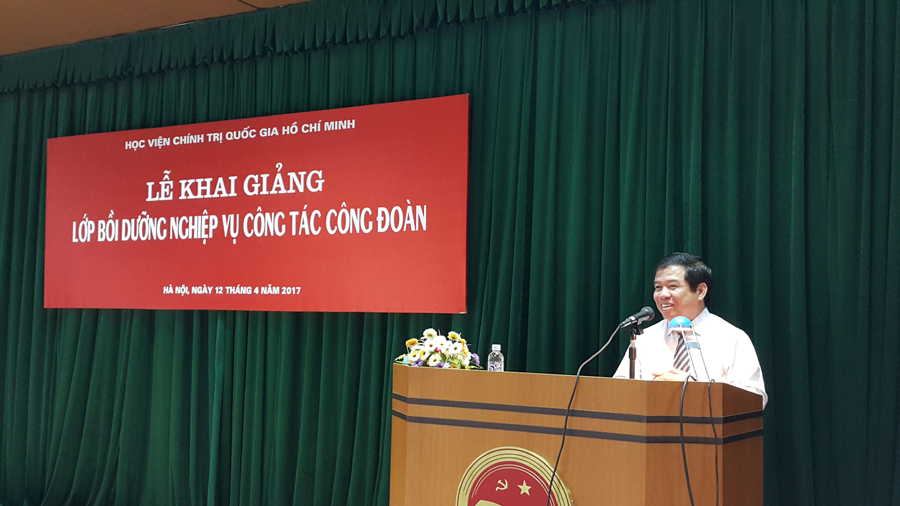 CĐ Học viện CTQG Hồ Chí Minh tổ chức Lễ khai giảng lớp bồi dưỡng nghiệp vụ công tác công đoàn