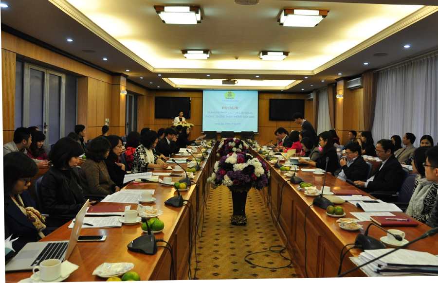 CĐ Bộ Tư pháp tổ chức Hội nghị tập huấn pháp luật về lao động, phòng, chống tham nhũng năm 2016