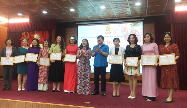 Công đoàn Viện Hàn lâm Khoa học Công nghệ Việt Nam tổ chức tổng kết công tác nữ công năm 2020