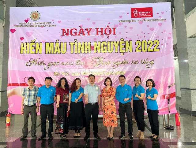 Công đoàn Viện Hàn lâm Khoa học xã hội Việt Nam - Tổ chức ngày hội hiến máu tình nguyện năm 2022