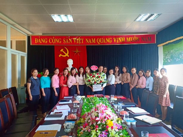 Các cấp Công đoàn Viên chức tỉnh Ninh Bình sôi nổi các hoạt động  chào mừng Kỷ niệm 89 năm ngày thành lập Hội LHPN Việt Nam 20/10