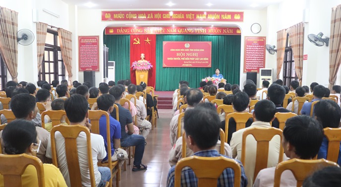 Công đoàn Viên chức tỉnh Quảng Bình: Tập huấn pháp luật Lao động năm 2022