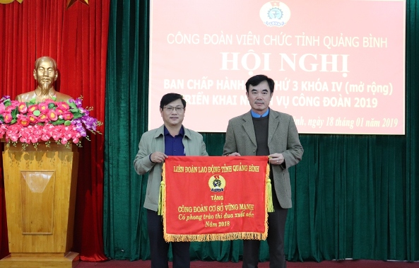 Công đoàn Viên chức tỉnh Quảng Bình: Chăm lo lợi ích đoàn viên, người lao động