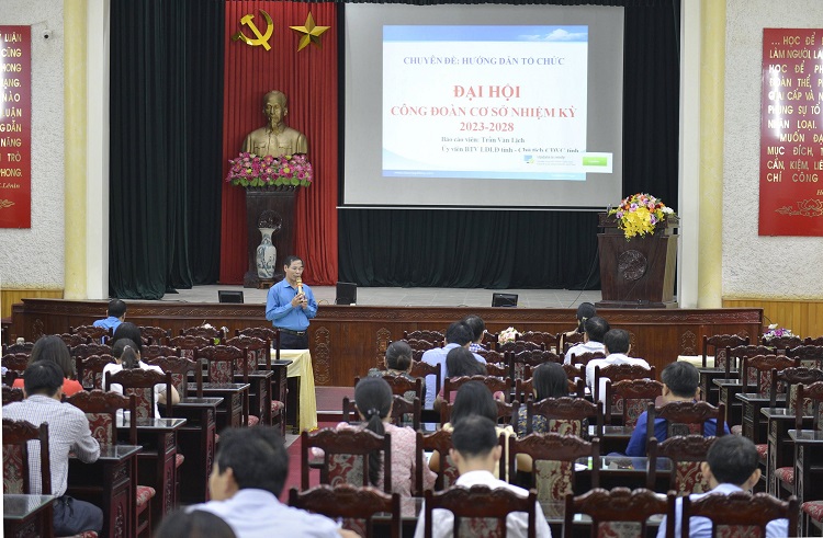 Công đoàn Viên chức tỉnh Nam Định tổ chức tập huấn cho cán bộ công đoàn năm 2022