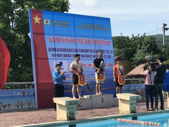 Công đoàn Viên chức tỉnh Cao Bằng phối hợp tổ chức giải bơi năm 2020