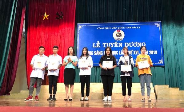 CĐVC tỉnh Sơn La: Lễ tuyên dương “Gương sáng hiếu học” lần thứ 16 năm 2019