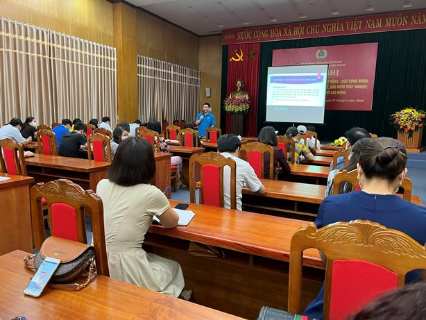 Công đoàn Viên chức tỉnh Bắc Giang tổ chức tuyên truyền, tư vấn pháp luật