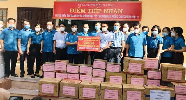 Cán bộ, đoàn viên Công đoàn Viên chức Hà Tĩnh với các hoạt động hướng về Nhân dân, CNVCLĐ thành phố Hồ Chí Minh và các tỉnh phía Nam