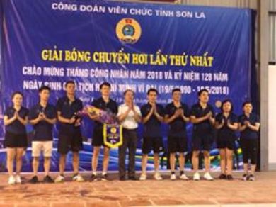 CĐVC tỉnh Sơn La tổ chức Giải bóng chuyền hơi lần thứ nhất