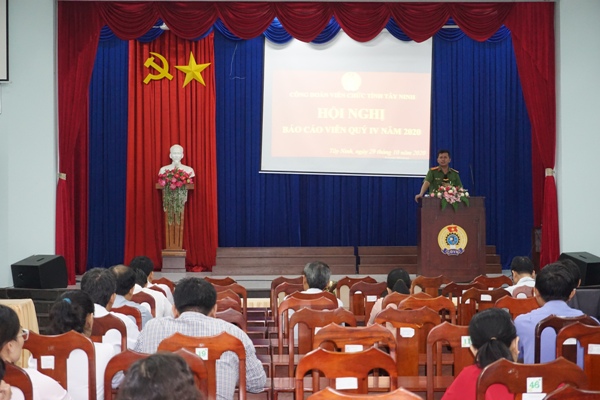 CĐVC tỉnh Tây Ninh: Hội nghị tuyên truyền pháp luật về phòng, chống tội phạm và an toàn giao thông