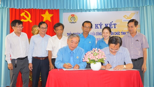 Công đoàn Viên chức tỉnh Tây Ninh và Bưu điện tỉnh Tây Ninh: Ký kết thỏa thuận hợp tác thực hiện “Chương trình phúc lợi cho đoàn viên và người lao động”