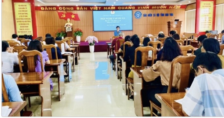 Công đoàn Viên chức tỉnh Kon Tum tổ chức Hội nghị tập huấn công tác đại hội công đoàn cơ sở