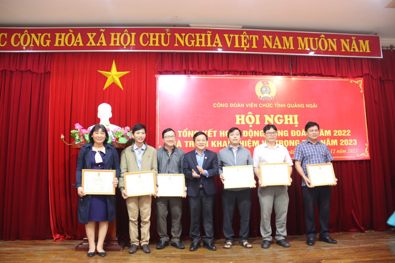 Công đoàn viên chức tỉnh Quảng Ngãi tổ chức Hội nghị tổng kết hoạt động công đoàn năm 2022 và triển khai nhiệm vụ trọng tâm năm 2023
