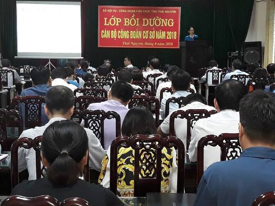 CĐVC tỉnh Thái Nguyên tổ chức tập huấn nghiệp vụ cho cán bộ công đoàn cơ sở