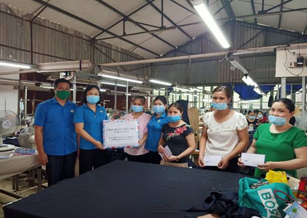 CĐVC tỉnh Yên Bái chung tay cùng Công đoàn Khu Công nghiệp trong phòng, chống dịch Covid-19