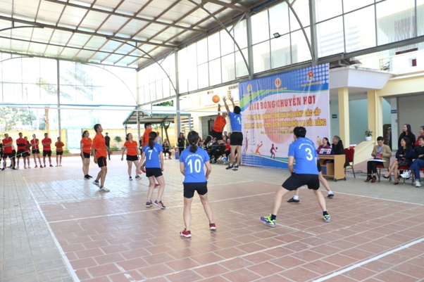 CĐVC tỉnh Sơn La tổ chức giải bóng chuyền hơi năm 2020
