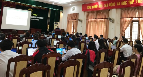 CĐVC tỉnh Quảng Trị: Tập huấn phần mềm quản lý và đổi thẻ đoàn viên công đoàn năm 2019