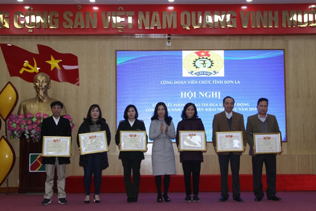 Công đoàn Viên chức tỉnh Sơn La tổ chức Hội nghị tổng kết công tác công đoàn năm 2018