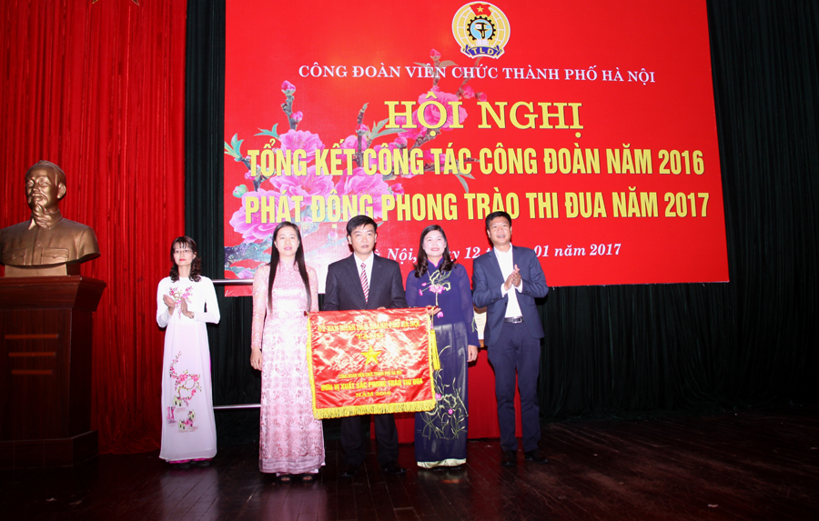 CĐVC TP Hà Nội tổ chức HN Tổng kết công tác năm 2016; phát động phong trào thi đua năm 2017