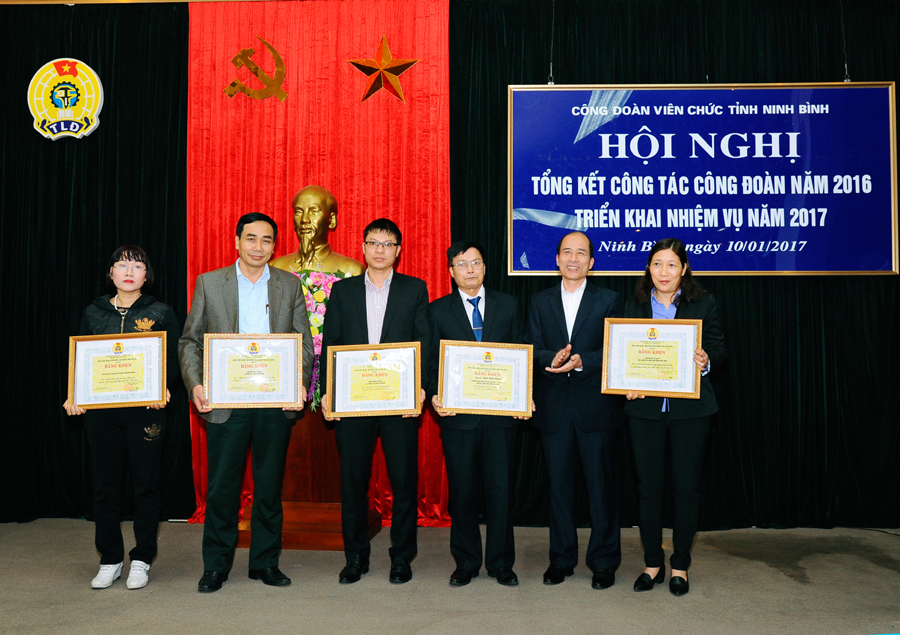 CĐVC tỉnh Ninh Bình: Tổ chức hội nghị tổng kết hoạt động công đoàn năm 2016