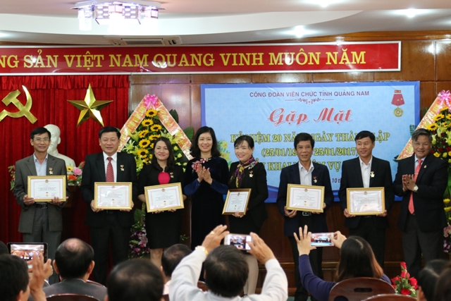 CĐVC tỉnh Quảng Nam tổ chức gặp mặt kỷ niệm 20 năm ngày thành lập và triển khai nhiệm vụ 2017