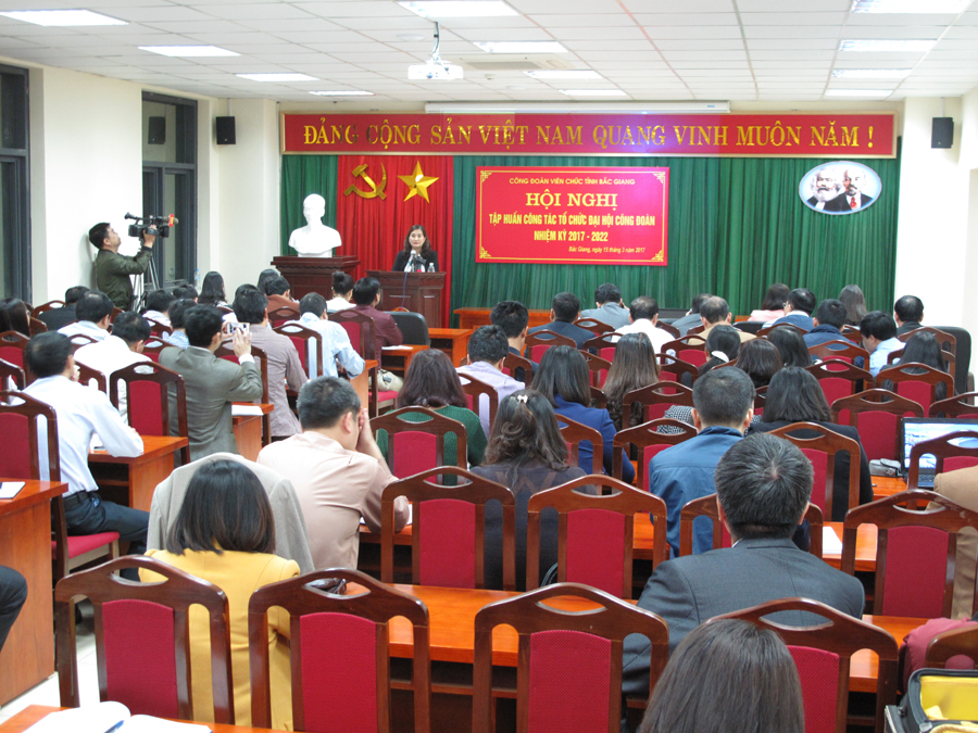 CĐVC tỉnh Bắc Giang tổ chức tập huấn công tác tổ chức đại hội công đoàn