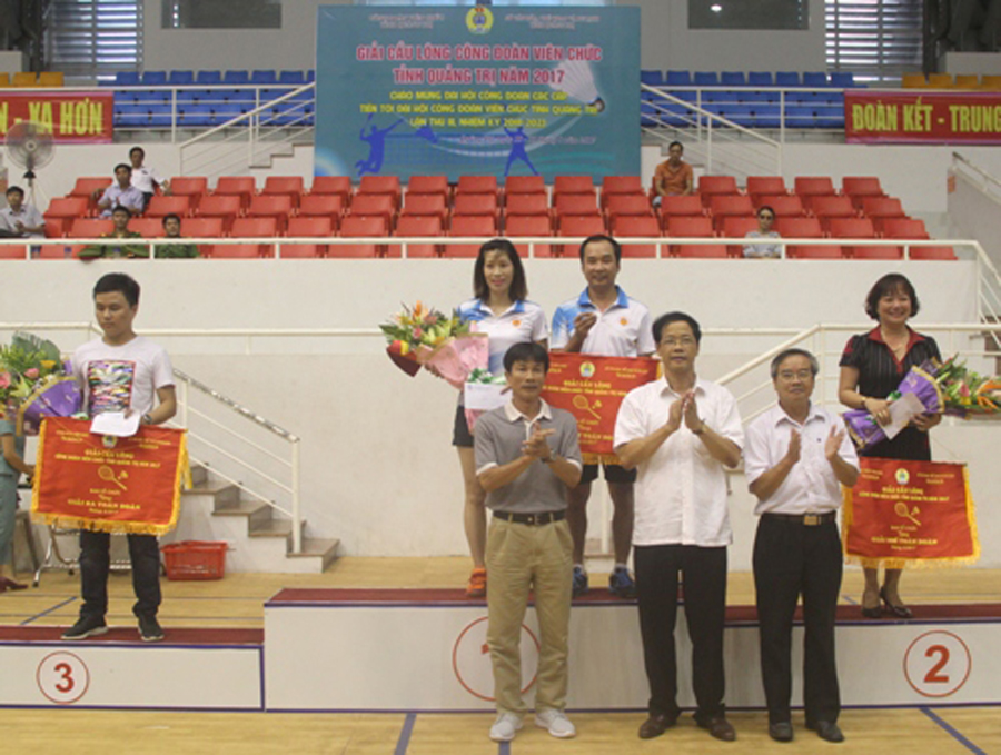 Giải Cầu lông Công đoàn Viên chức tỉnh Quảng Trị năm 2017