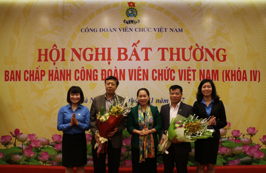 Hội nghị Bất thường Ban Chấp hành Công đoàn Viên chức Việt Nam (khóa IV)