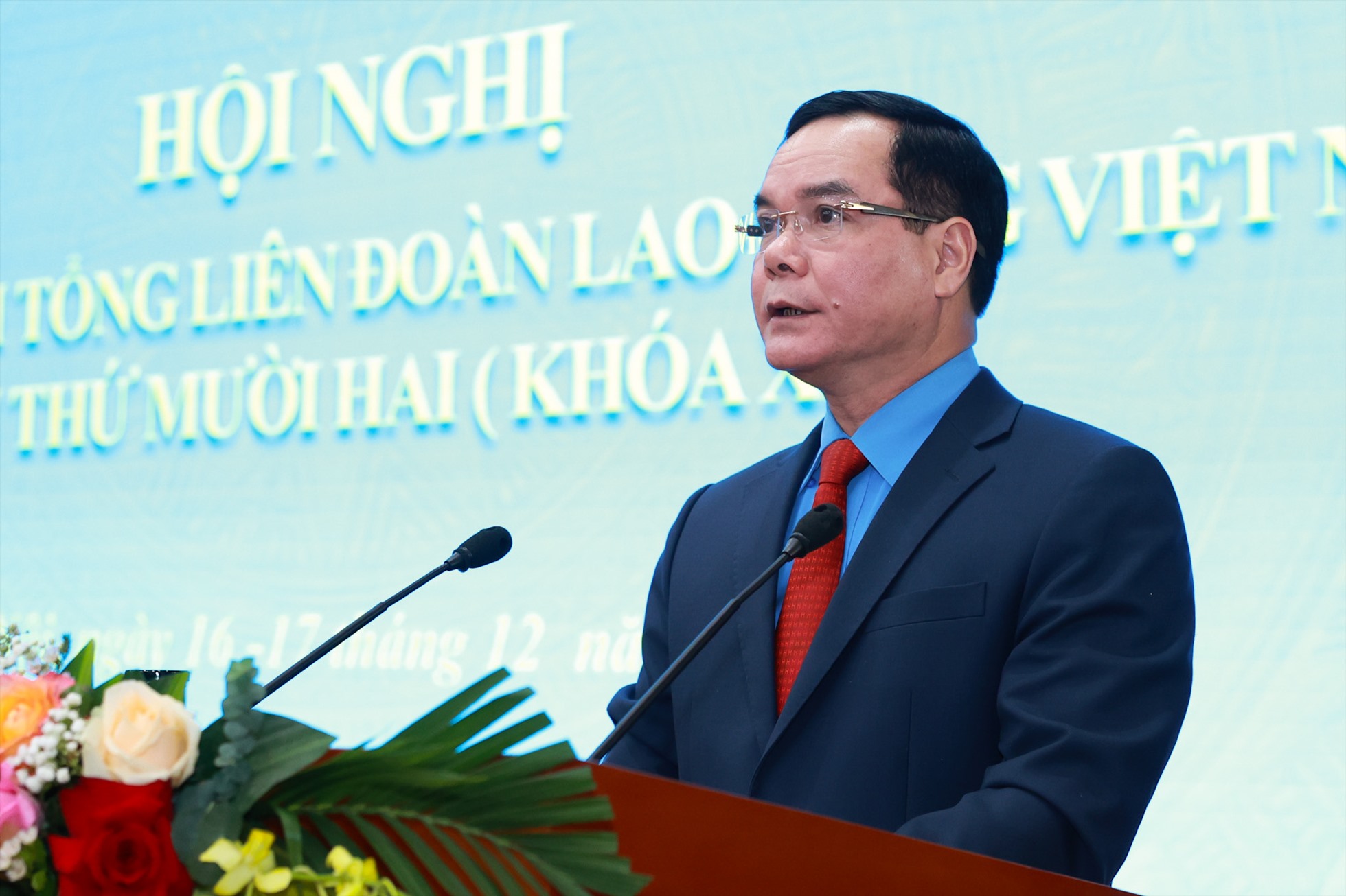 Hội nghị Ban Chấp hành Tổng Liên đoàn Lao động Việt Nam lần...