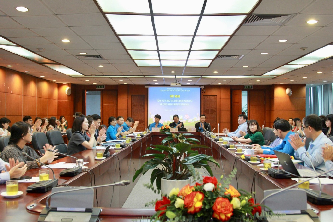 Công đoàn Viện Hàn lâm Khoa học xã hội Việt Nam tổng kết công tác công đoàn năm 2023 và triển khai phương hướng nhiệm vụ năm 2024