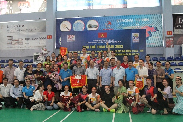 Sôi nổi Giải thể thao chào mừng Đại hội Công đoàn Viện Hàn lâm Khoa học xã hội Việt Nam