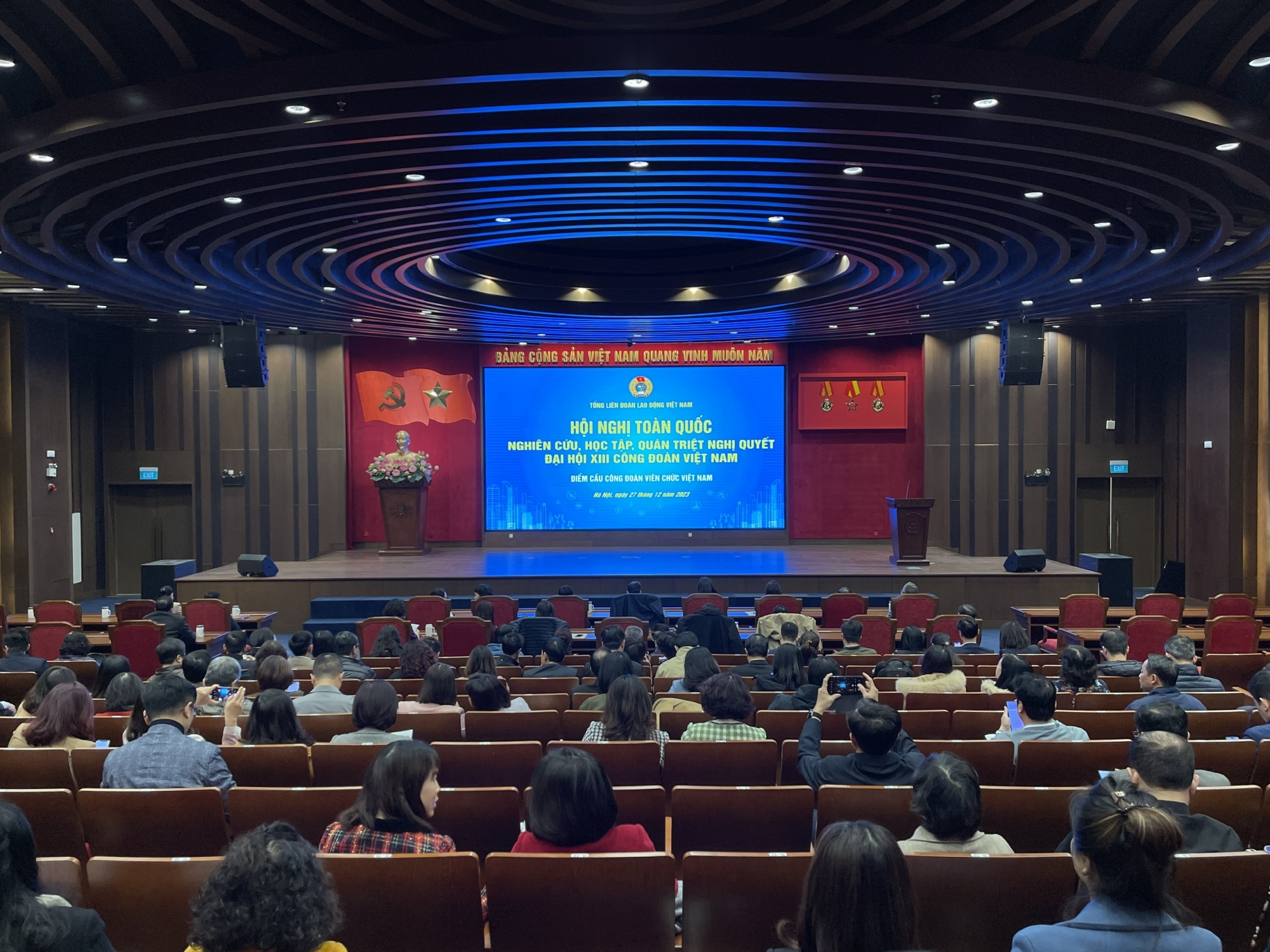 Hơn 300 đại biểu các cấp Công đoàn Viên chức Việt Nam dự Hội nghị toàn quốc học tập, quán triệt Nghị quyết Đại hội XIII Công đoàn Việt Nam