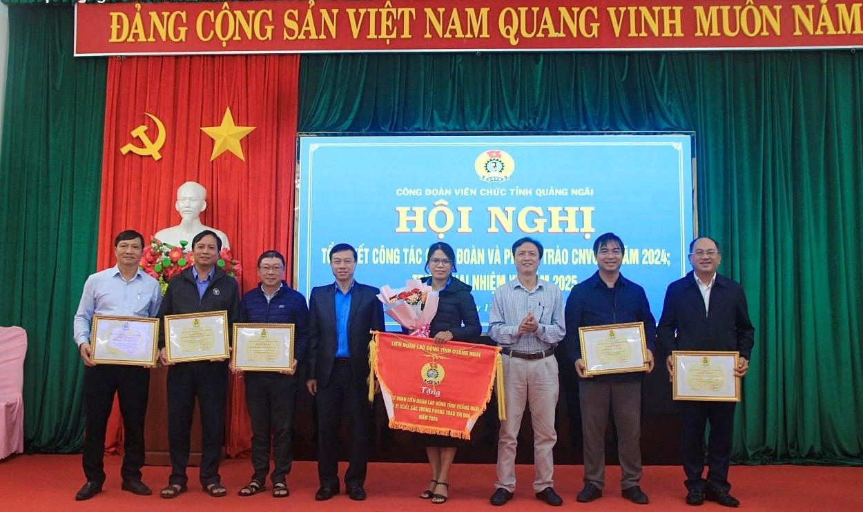 Đẩy mạnh các phong trào thi đua tới đoàn viên, người lao động