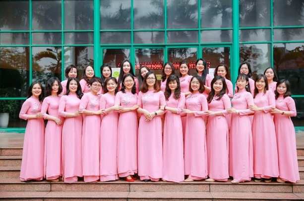 Đoàn viên Công đoàn Viện Hàn lâm Khoa học xã hội Việt Nam hưởng ứng “Tuần lễ áo dài” năm 2021