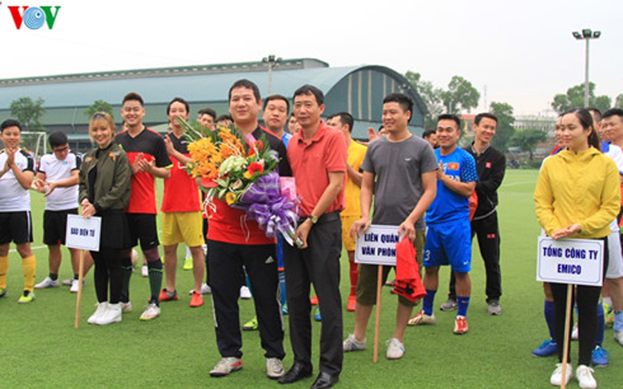 Công đoàn Đài Tiếng nói Việt Nam tổ chức Giải bóng đá tranh cúp VOV năm 2017