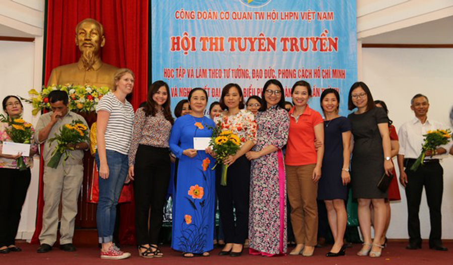 Công đoàn CQTW Hội LH phụ nữ Việt Nam: Tưng bừng Hội thi Tuyên truyền