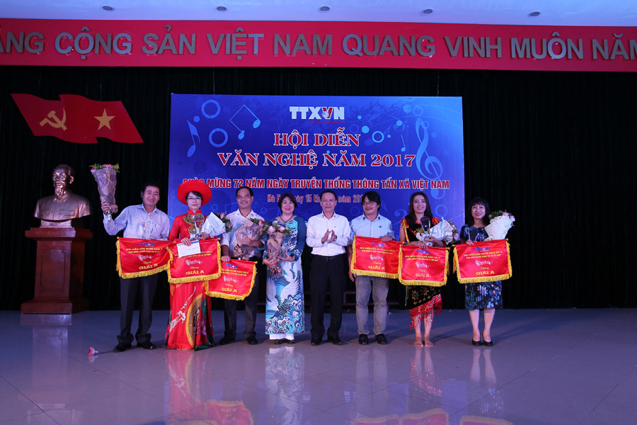 Hội diễn văn nghệ Thông tấn xã Việt Nam năm 2017