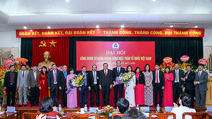 CĐCQ TW Mặt trận Tổ quốc Việt Nam tổ chức thành công đại hội lần thứ XIII, nhiệm kỳ 2017-2022