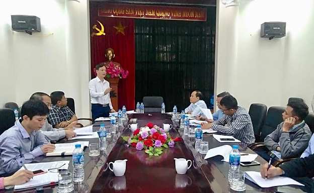 Công đoàn Viên chức tỉnh Hòa Bình kiểm tra việc chấp hành Điều lệ Công đoàn Việt Nam tại các công đoàn cơ sở