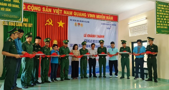 Công đoàn Viên chức Thành phố Hồ Chí Minh phối hợp tổ chức các hoạt động xã hội tại huyện đảo Phú Quý, tỉnh Bình Thuận