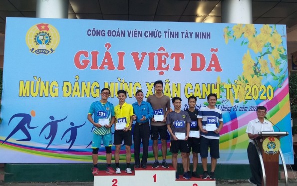 Công đoàn Viên chức tỉnh Tây Ninh tổ chức Giải Việt dã mừng Đảng, mừng Xuân Canh Tý năm 2020
