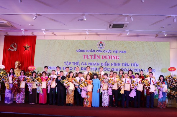 Công đoàn Viên chức Việt Nam: Tuyên dương 25 tập thể và 98 cá nhân điển hình tiên tiến giai đoạn 2016 - 2020