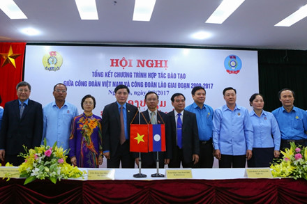 Hội nghị tổng kết chương trình hợp tác đào tạo cán bộ công đoàn Việt Nam - Lào giai đoạn 2009 - 2017