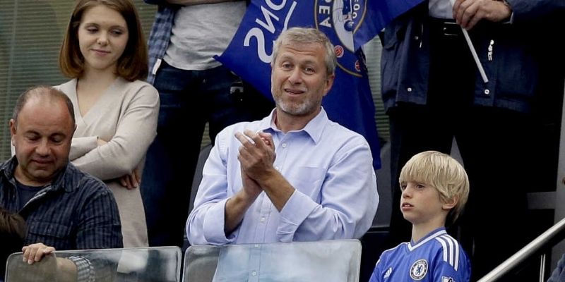 Tên của người hâm mộ Chelsea là gì? Biệt danh The Blues và Green Tea